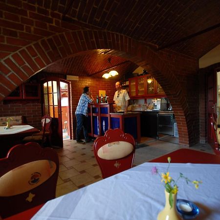 Pod Orehi Guest House Loce pri Poljcanah Bagian luar foto