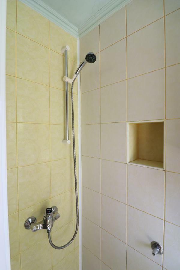 Pod Orehi Guest House Loce pri Poljcanah Bagian luar foto