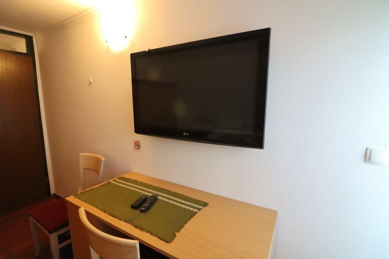Pod Orehi Guest House Loce pri Poljcanah Bagian luar foto